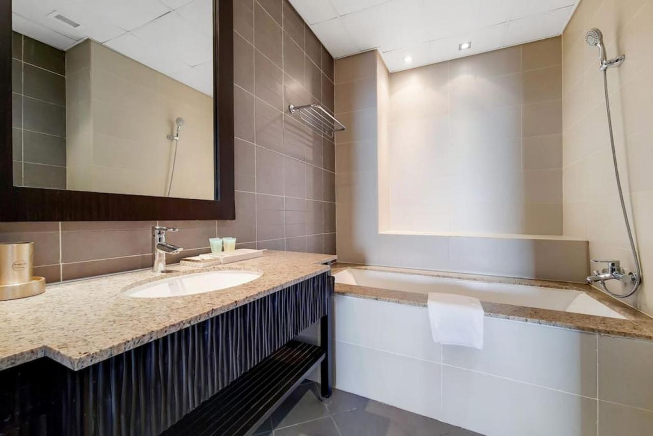 Royal Amwaj Residences North - Vibrant Two Bedroom Dubai Buitenkant foto